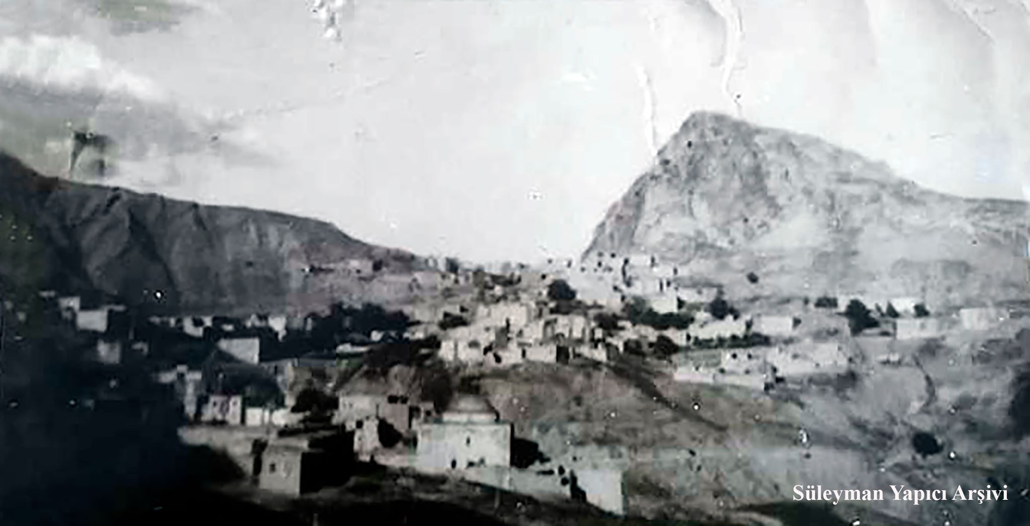 PALU - Zeve (Eski Palu) ve Kale - 1950'li y?llar olabilir 
S&uuml;leyman Yap?c? Ar?ivi